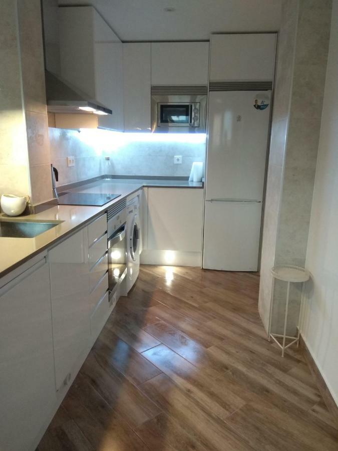 Apartamento A 150 Metros Del Mar, Parking Y Wifi 살로브레나 외부 사진