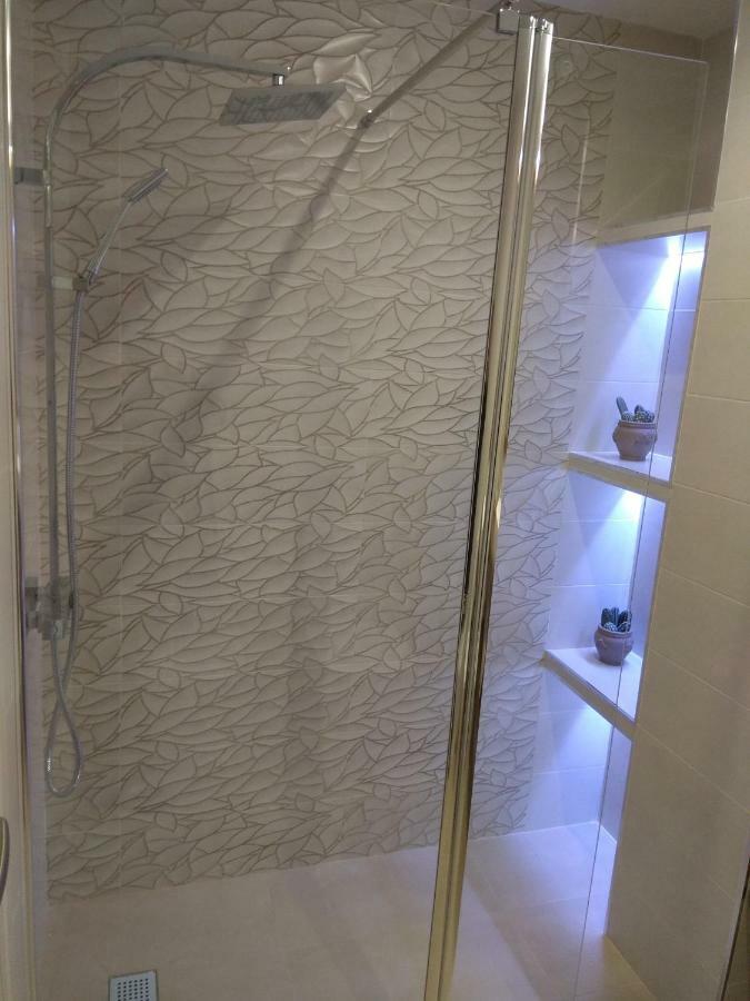 Apartamento A 150 Metros Del Mar, Parking Y Wifi 살로브레나 외부 사진