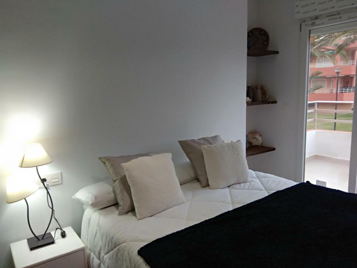 Apartamento A 150 Metros Del Mar, Parking Y Wifi 살로브레나 외부 사진